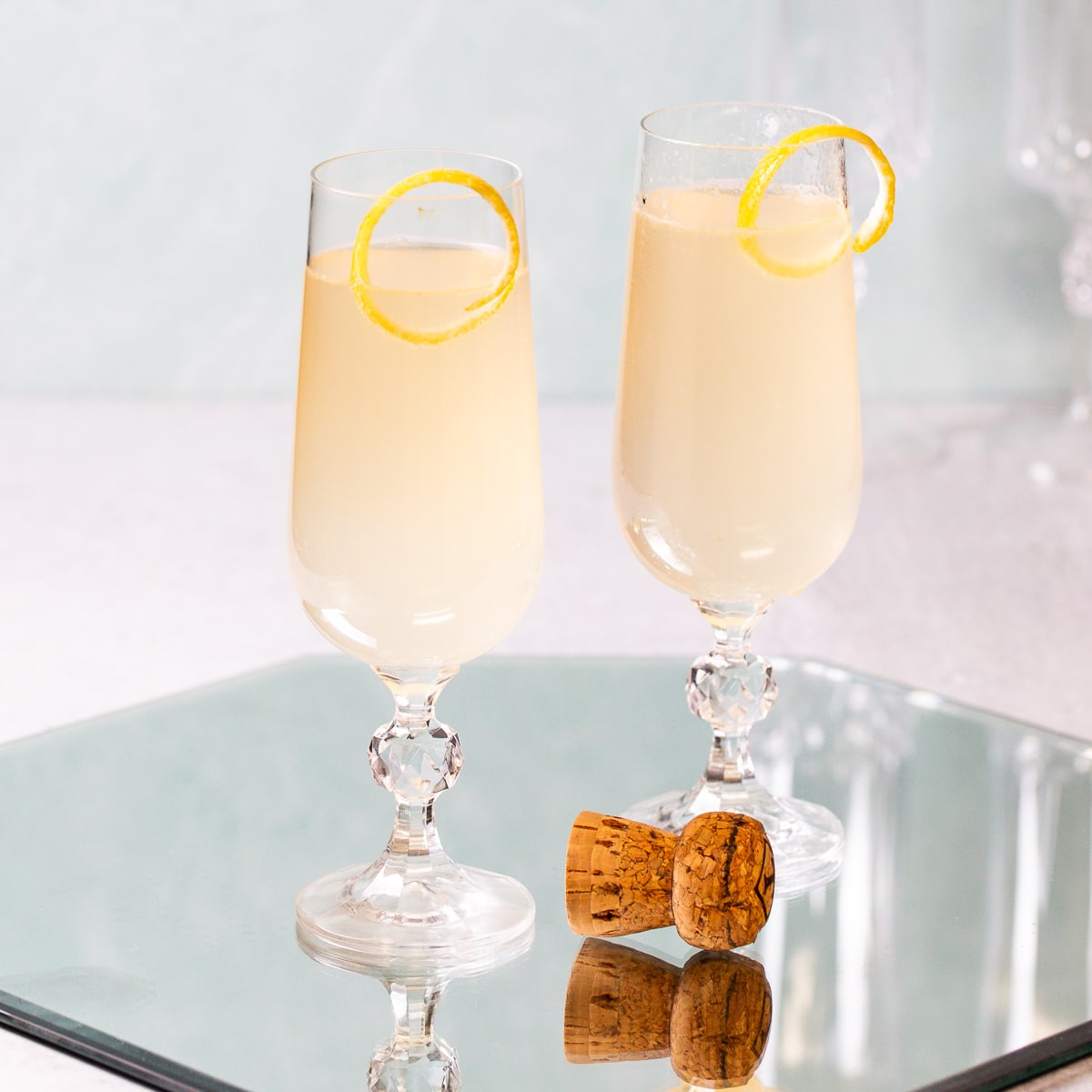 Prosecco breakfast drink