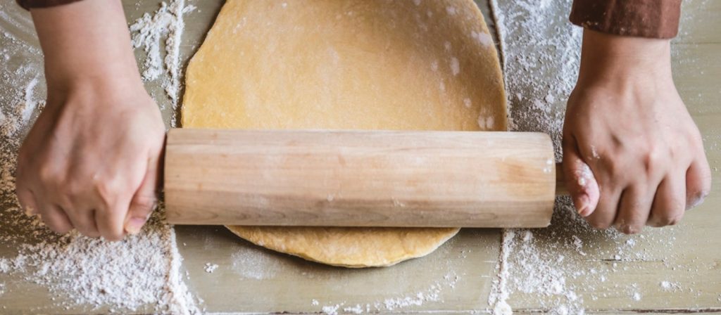 5 secret tips I learned in culinary school - rolling out pastry dough