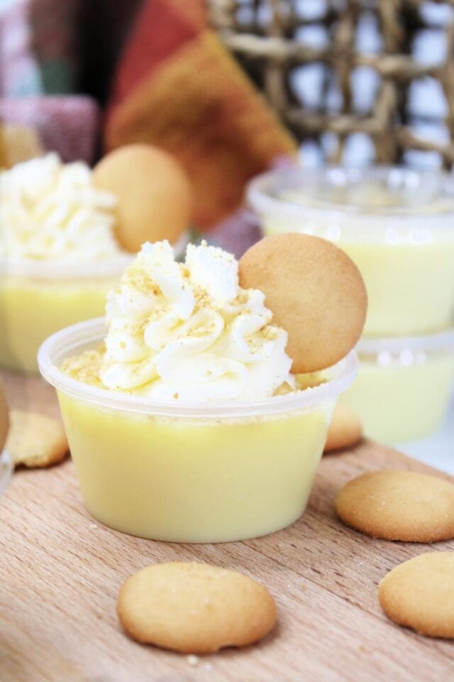 Boozy Banana Cream Pie Jello Shots Recipe Aspiring Winos