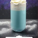 Star Wars Milkshake | Star Wars Blue Milk | Blue Milk | Star Wars Drink | Star Wars Cocktail | Whipped Cream Cocktial | Boozy Milkshake | #starwars #bluemilk #recipe #cocktial #drink