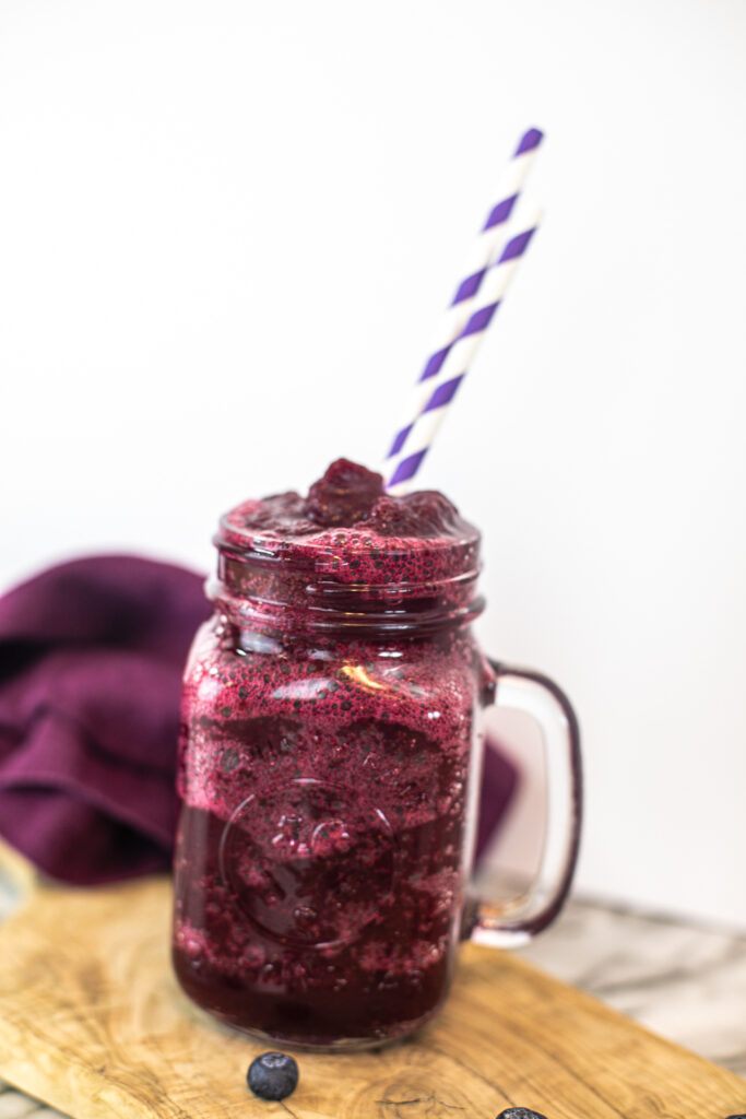 How to Create a Refreshing Blended Blueberry Daiquiri at Home ...