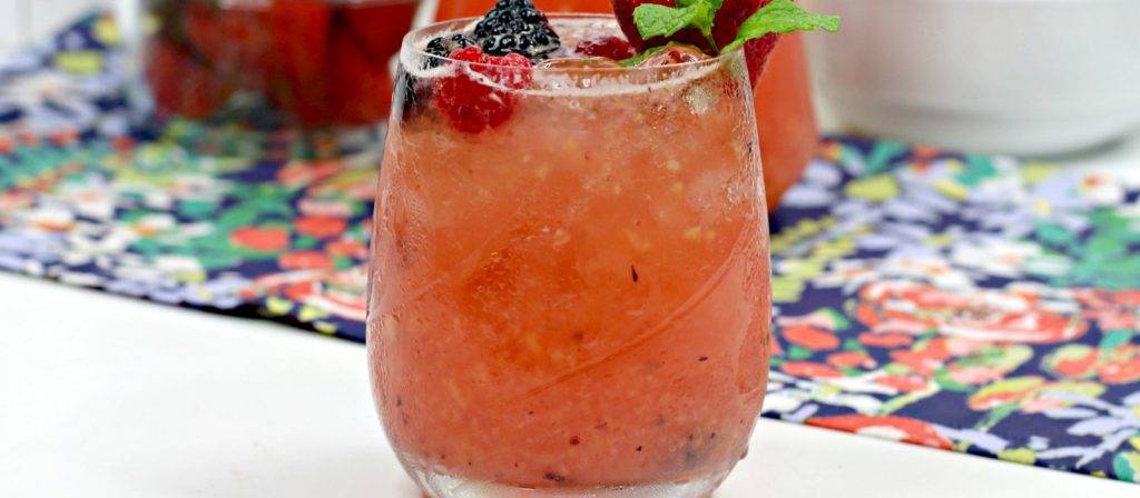Fruit Tequila Spritzer for a Kickass Cocktail Party| Tequila Spritzer Recipe| Easy Tequila Spritzers| #tequila #spritzer #cocktail