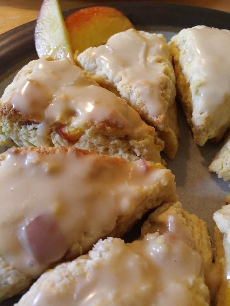 Mini Peach Scones with Vanilla Glaze