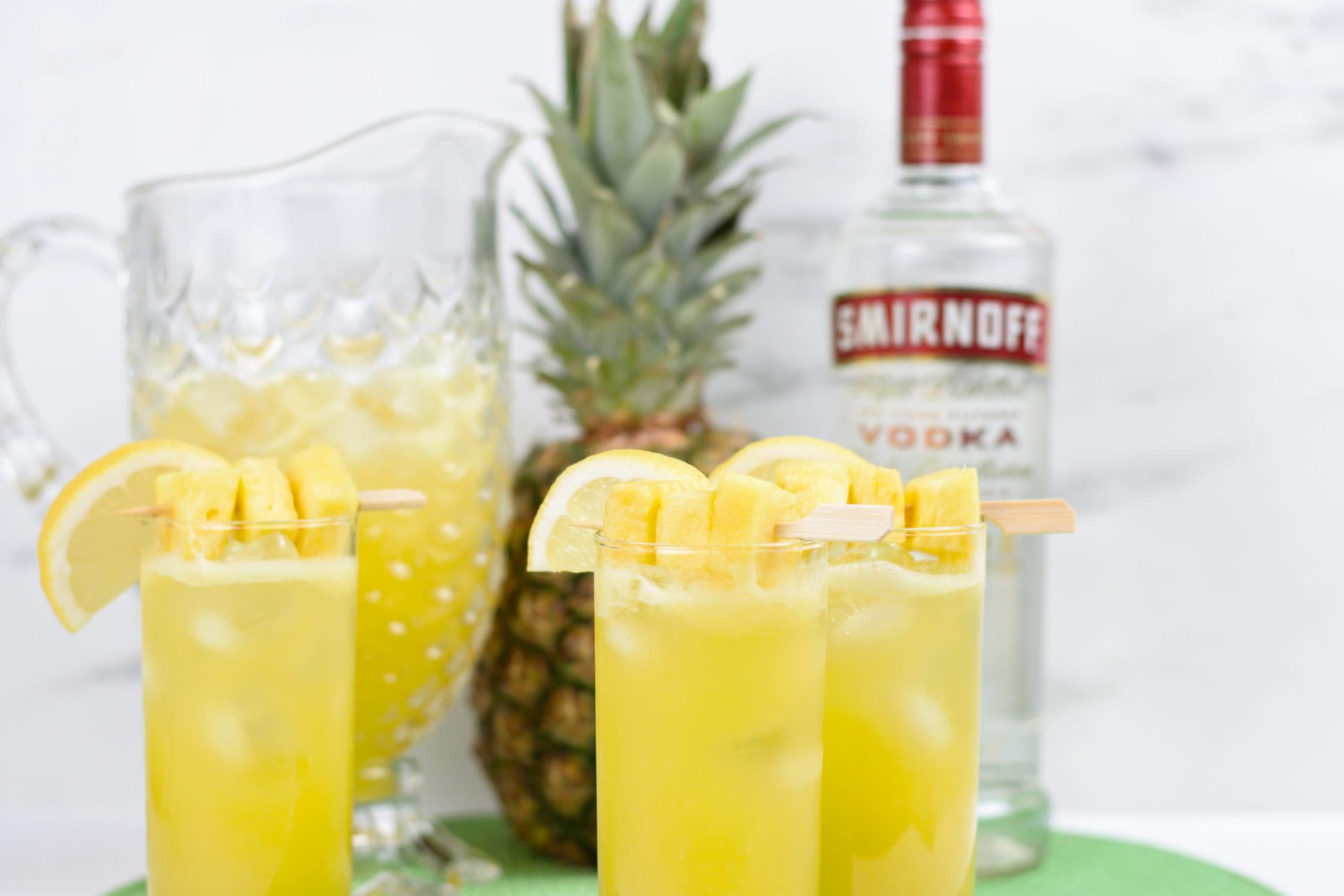 Boozy Pineapple Lemonade