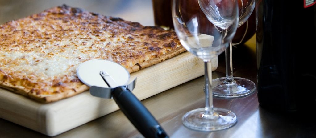 Our Favorite Wine & Pizza Pairings