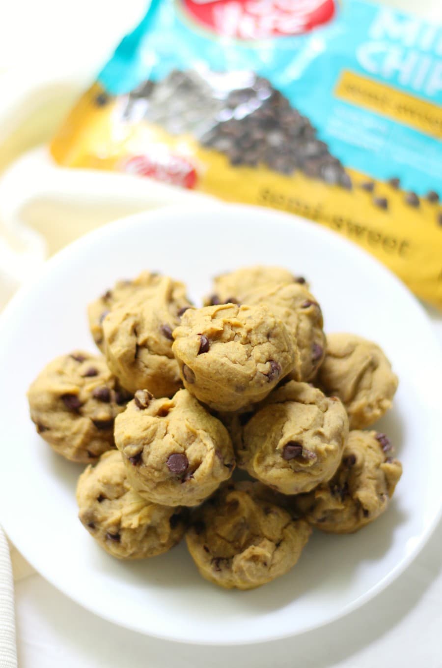 Chocolate Chip Pumpkin Muffin Bites