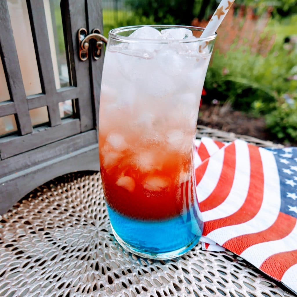 Red White Blue Drinks for Kids and Adults - Aspiring Winos