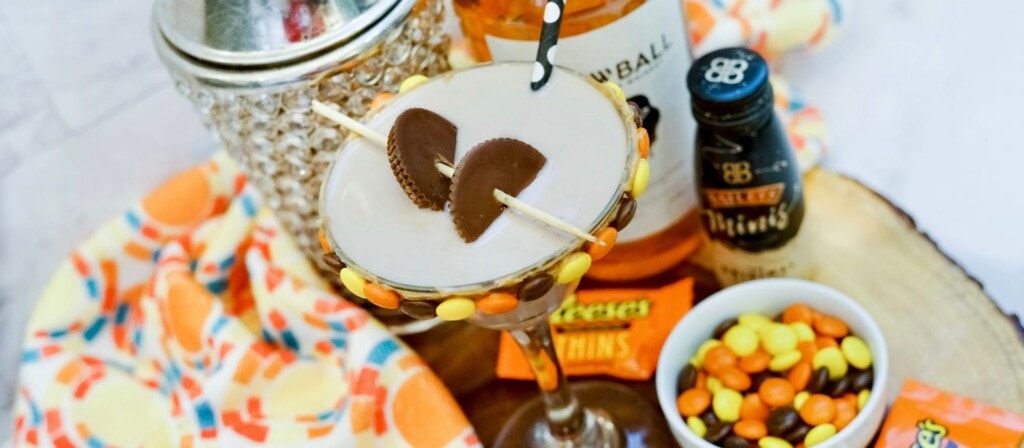 Reese's Martini Cocktail Recipe | Peanut Butter Cocktails | Chocolate Cocktails | Martini Cocktail Recipe | Whiskey Cocktail Recipes | Peanut Butter Cup Cocktail #ReesesMartiniCocktailRecipe #PeanutButterCocktails #ChocolateCocktails #MartiniCocktailRecipe #WhiskeyCocktailRecipes #CocktailRecipes