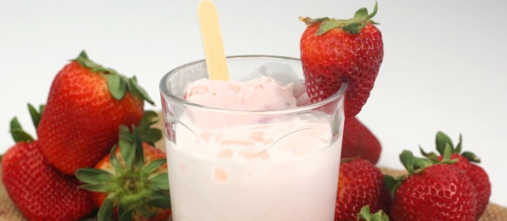 Strawberry & Cream Cocktail
