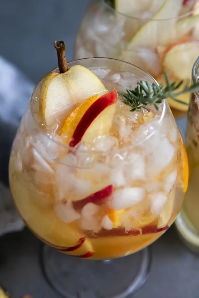 Non-Alcoholic Fall Drinks - Aspiring Winos