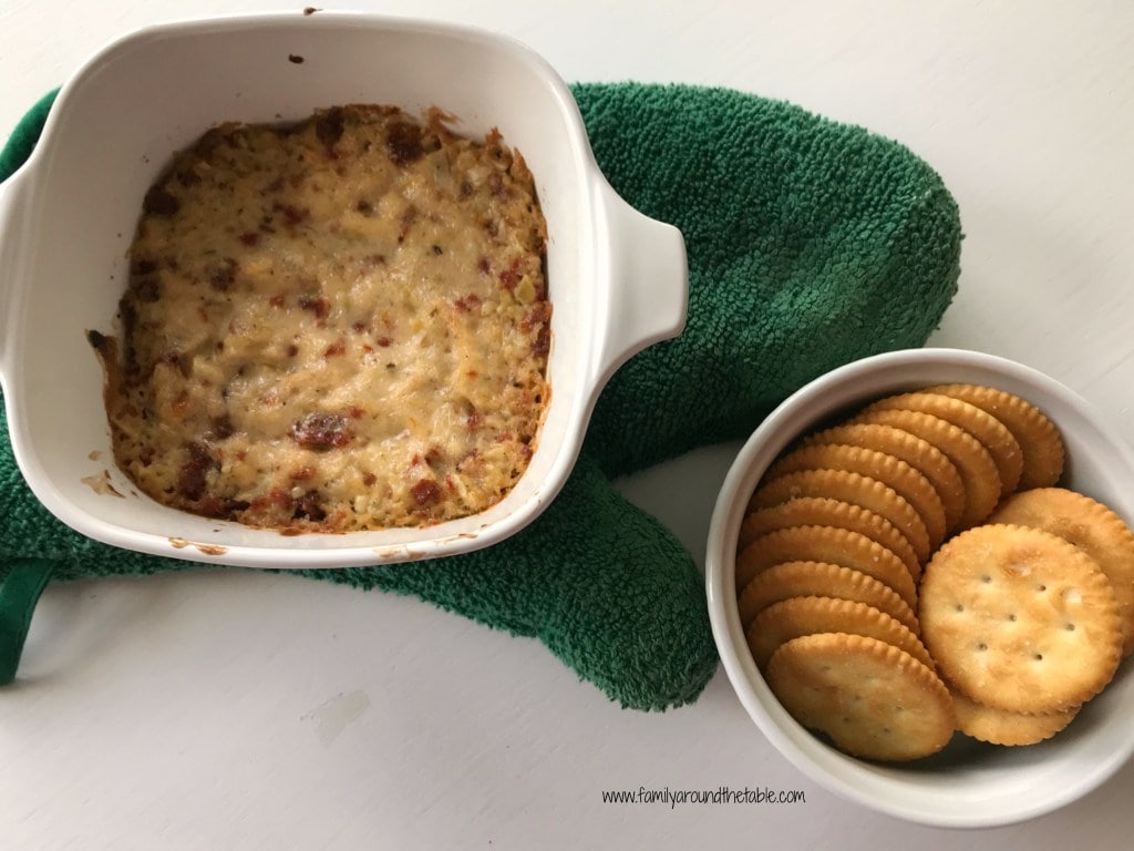 Artichoke & Sun-Dried Tomatoes Dip