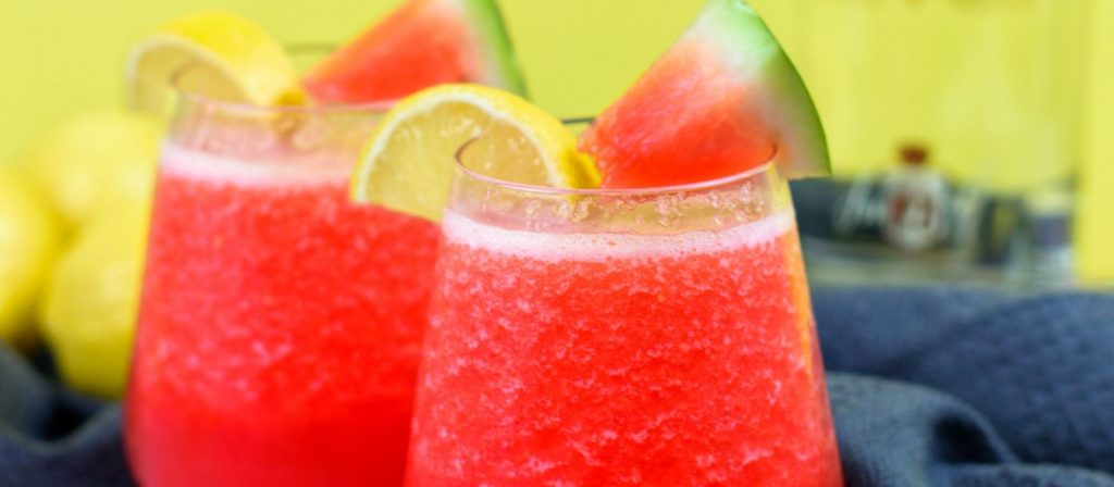 Boozy Watermelon Lemonade | Watermelon Coclktail | Spiked Lemonade | Spiked Lemonade for a Crowd | Summer Cocktails for a Crowd | Best Watermelon Lemonade | #summercocktail #spikedlemonade #cocktail