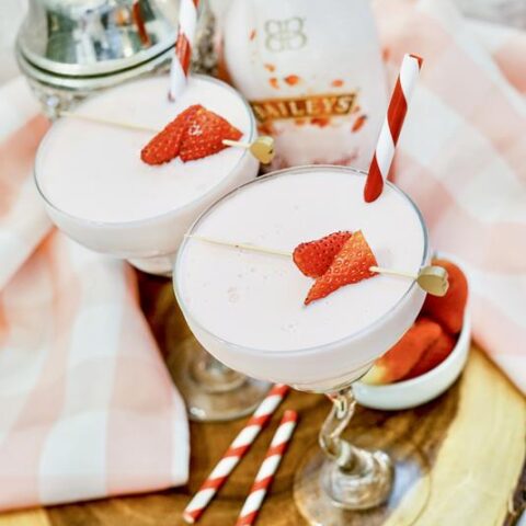 Strawberry Colada Cocktail