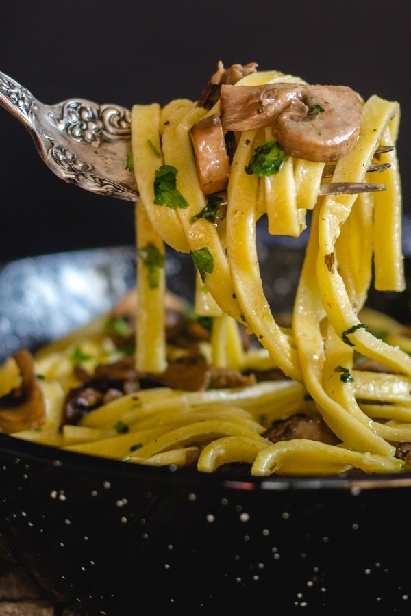 Mushroom Dishes to Pair with Pinot Noir - Italian mushroom fettuccini