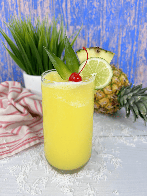 Pineapple Rum Slush drink 