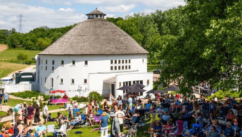 Round Barn Winery