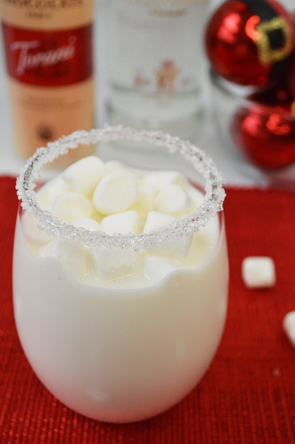 delightfully delicious Christmas cocktails